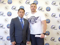 kazakhstan_and_central-asian-bodybuilding-and-fitness_the_7th_championship_2016_0110