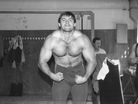 Юрий Дементьев - Бронзовый призер СССР по бодибилдингу 1988 года
