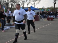 strongman-201200062