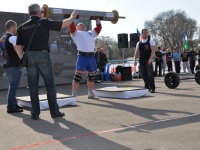 strongman-201200124