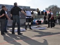 strongman-201200134