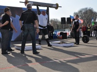 strongman-201200135