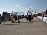 strongman-201200195