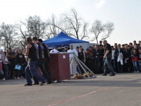 strongman-201200265