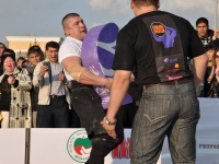 strongman-201200323