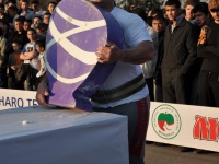 strongman-201200338