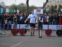 strongman-201200041