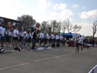 strongman-201200053