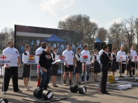 strongman-201200077