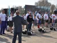 strongman-201200083