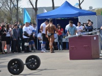 strongman-201200089