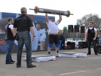 strongman-201200100