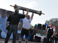 strongman-201200103