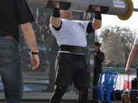 strongman-201200115