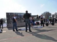 strongman-201200126