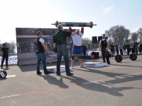 strongman-201200127