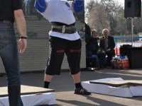 strongman-201200143