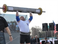 strongman-201200160