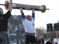 strongman-201200162