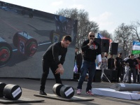 strongman-201200183