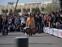 strongman-201200233