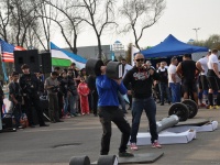 strongman-201200236