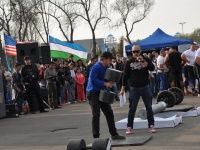 strongman-201200237