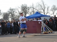 strongman-201200255