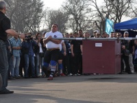 strongman-201200262