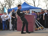 strongman-201200289