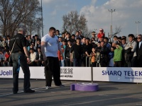 strongman-201200310