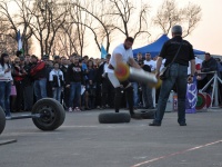 strongman-end-2012021